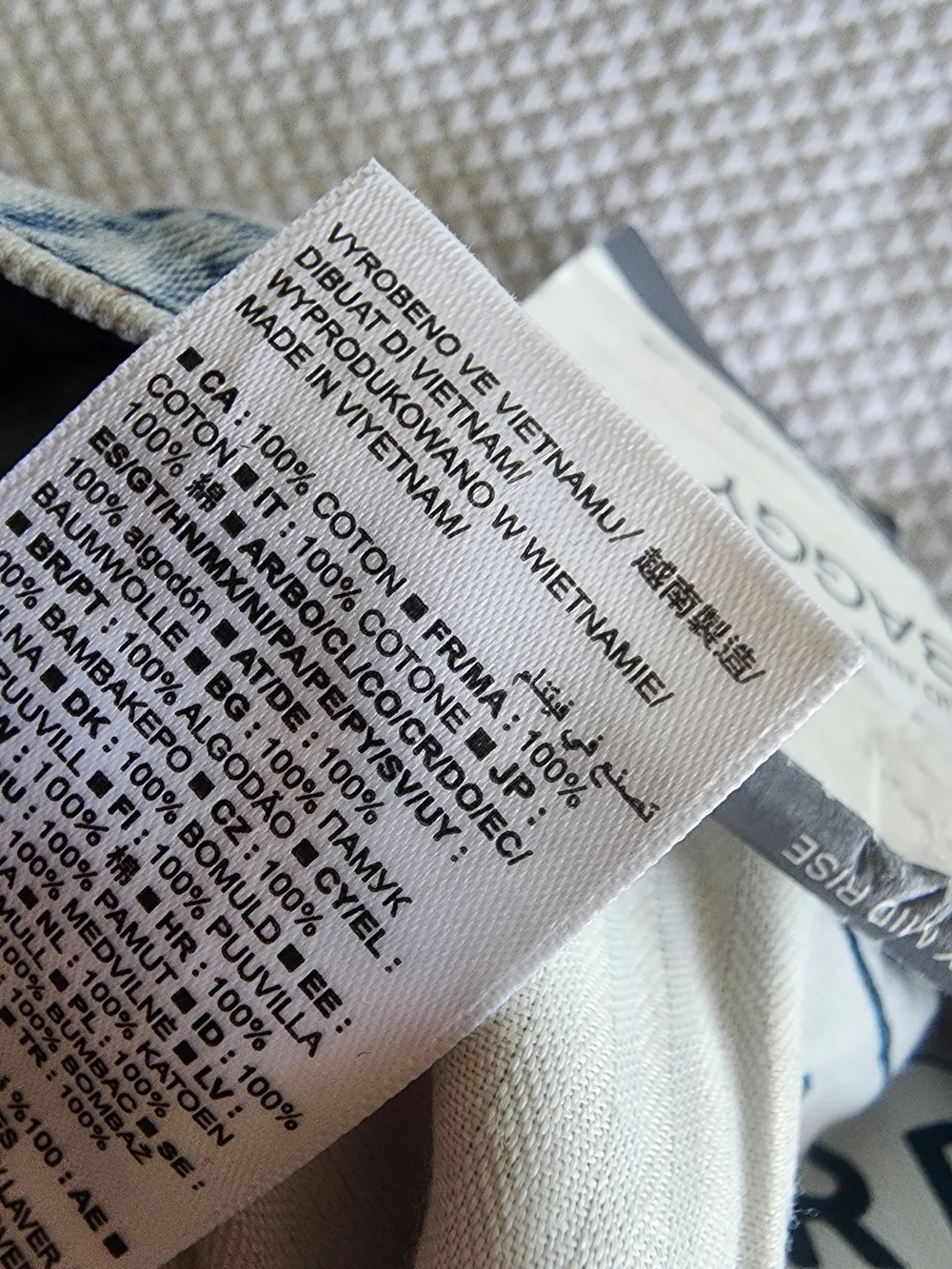 GAP Mid Rise Baggy Jeans - Light Blue Denim New With Tags - Picture 13 of 14